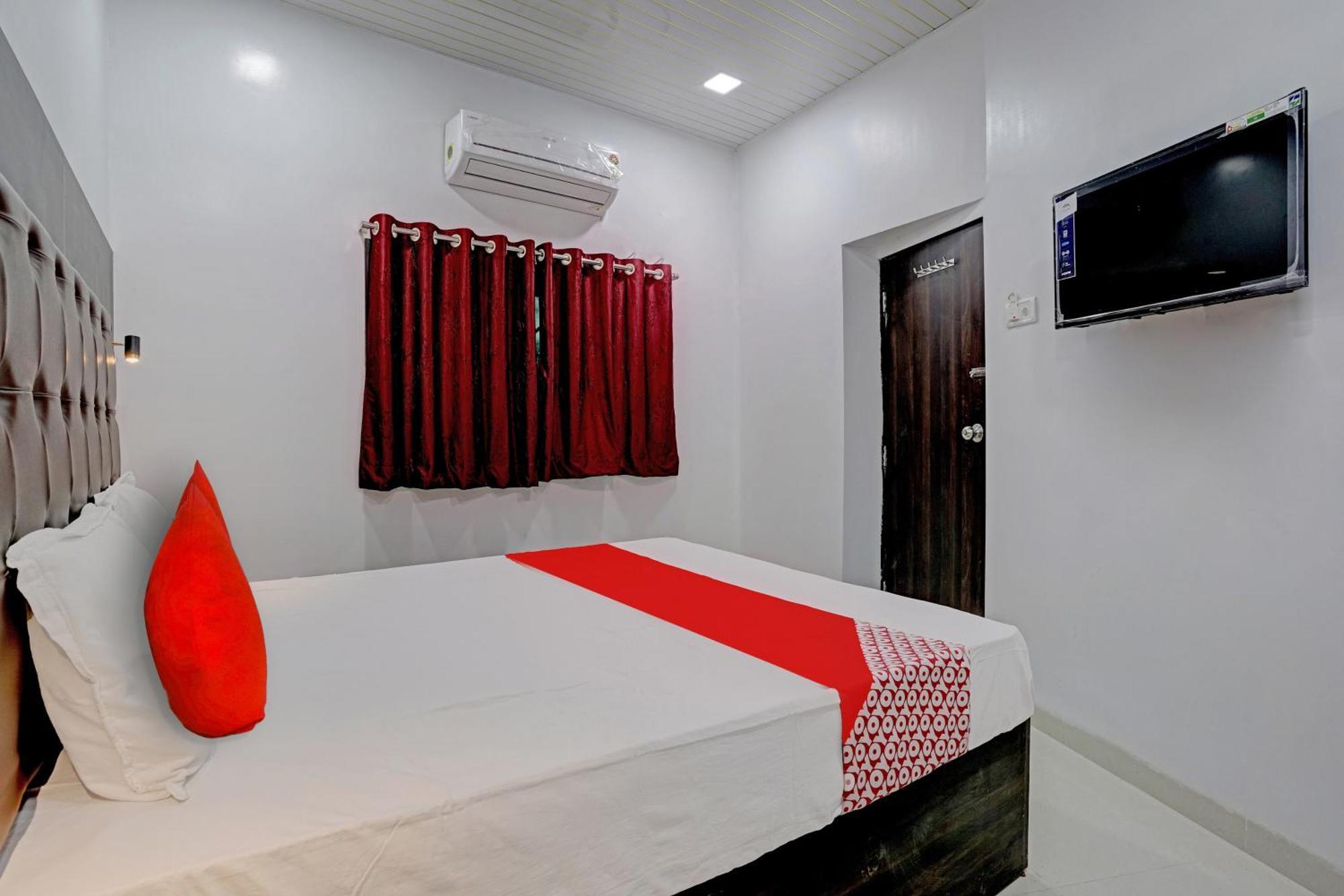Hotel O Nithyanand Мумбай Екстериор снимка