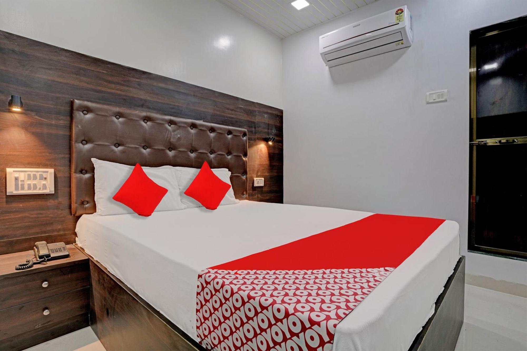Hotel O Nithyanand Мумбай Екстериор снимка